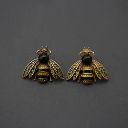 Simple classic vintage bee stud earrings black enamel glass enamel insect classic ear jewelry