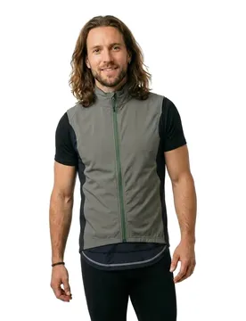 Q36.5 Gilet L1 Essential