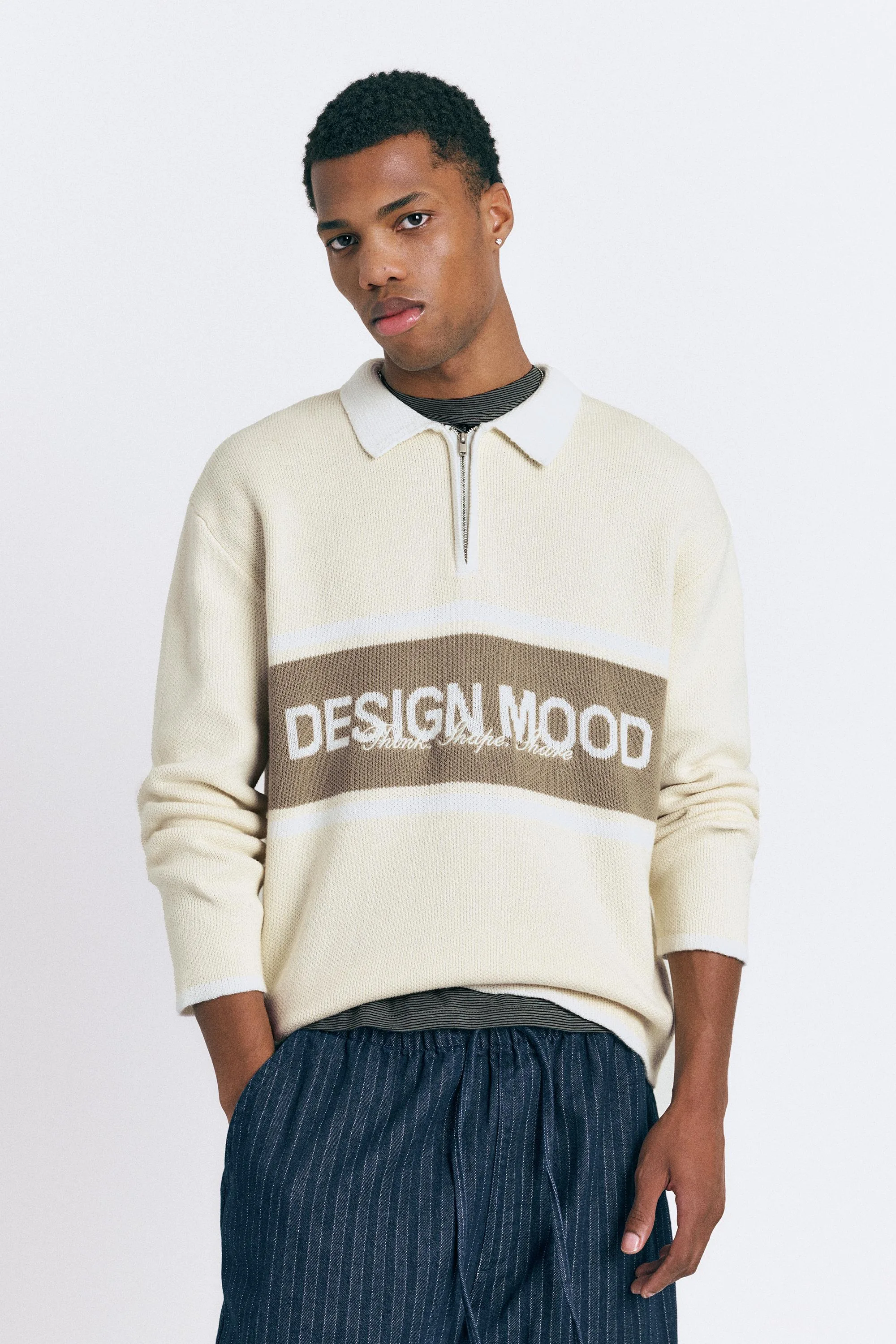 Zip-Up Knit Polo Shirt With Text Detail (Size: ) - Pull&bear - FashionsVida