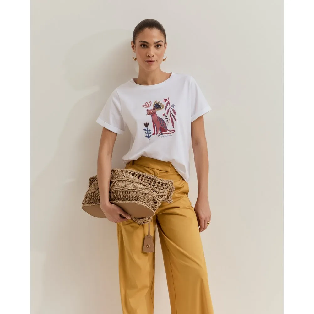 Camiseta de algodón de mujer con detalles bordados - Lion of Porches - FashionsVida