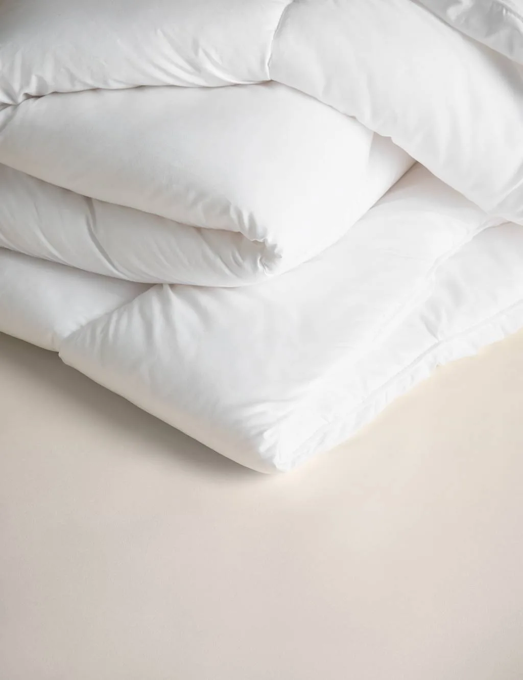 Body Temperature Control 10.5 Tog Duvet White - Body Sensor™ - FashionsVida