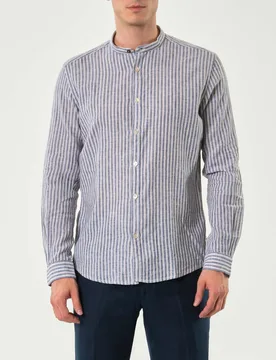 Camicia bastoncino panna e blu in misto lino e cotone con colletto alla coreana - Alley Docks - FashionsVida