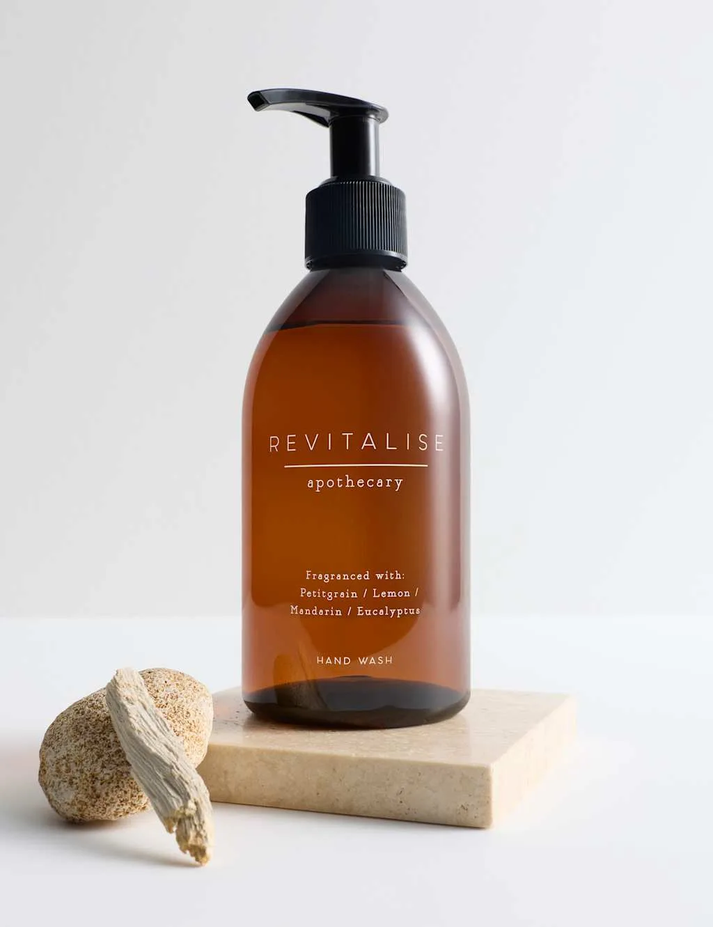 Revitalise Hand Wash 250ml female - Apothecary - FashionsVida