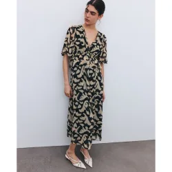 Vestido de manga corta con volante en la cintura
