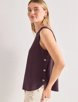 Top mit seitlichen Knopfdetails female Rot