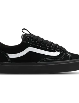 Old Skool Men's Sneakers - Black - Size 8.5 - Leather & Textile - Black - Size: 8.5 - Vans - FashionsVida