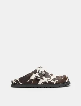 Stwd Cow Print Leather Clogs (Size: ) - Pull&bear - FashionsVida