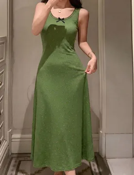 Vestido largo verde sin mangas con cintura ceñida y estampado floral ditsy dulce, camisón de verano para mujer - Shein - FashionsVida