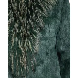 Chaqueta de pelo de mujer de conejo con cuello de raccoon