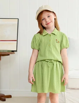 Set de 2 piezas con camisa tipo polo bordada con cachorro lindo y falda plisada, elegante para eventos, viajes, volver al colegio, fiestas, adecuado p - Shein - FashionsVida