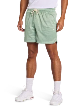 Standard Issue Men Shorts - Green - Size L - Cotton Jersey - Green - Size: Large - Nike - FashionsVida