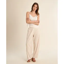 Pantalón de mujer largo detalle pinzas