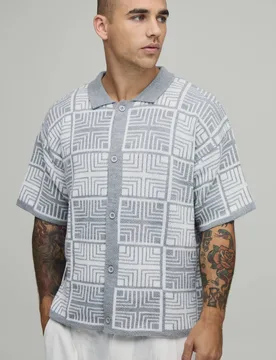 Herren Kastenförmiges Kurzarm-Strickhemd Mit Quadratischem Patch-Muster Grey Größe Small - boohooMAN - FashionsVida