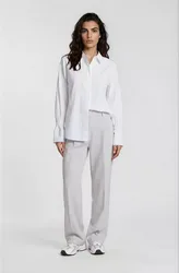 SHIRT BLOUSE W/ ELASTIC GATHERING A female