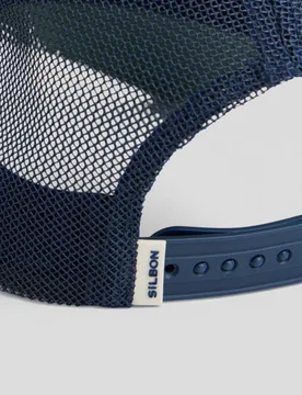Gorra trucker designed inspired - Silbon - FashionsVida