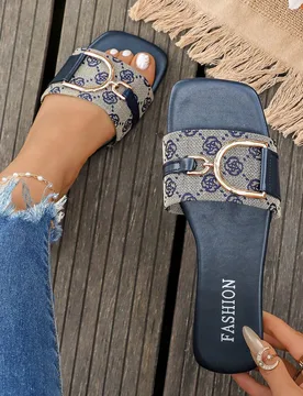 Sandalias planas casuales] Sandalias planas casuales de verano para mujer con hebilla de cadena, punta abierta, slip-on, suela de TPR - Adecuadas para - Shein - FashionsVida