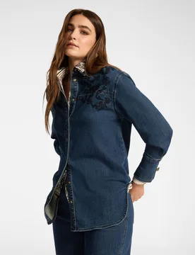 Camisa de mujer larga en denim con bordado modelo largo con ajuste regular cierre con botones - Elena Miró - FashionsVida