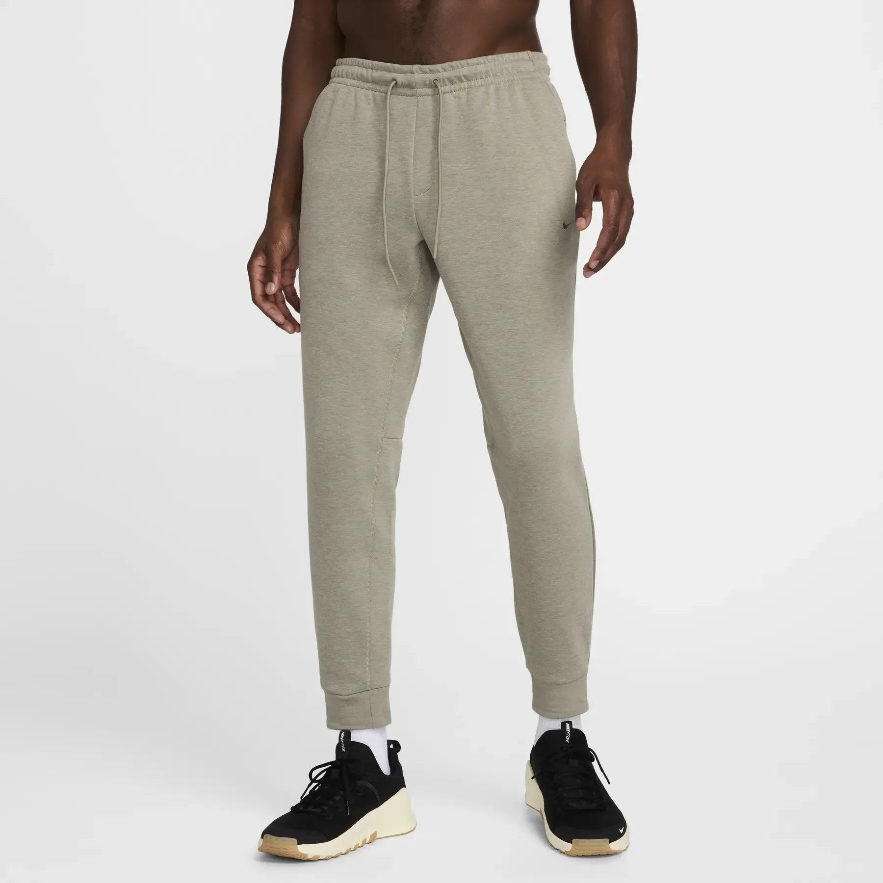 Jogginghose Primary - Vert - male - Size: M - Nike - FashionsVida