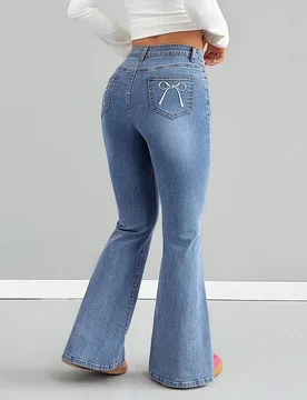Jeans de mezclilla lavados con diseño de lazo, estilo elegante y bordado, para adolescentes de 13 a 16 años, adecuados para la escuela, el hogar y l - Shein - FashionsVida