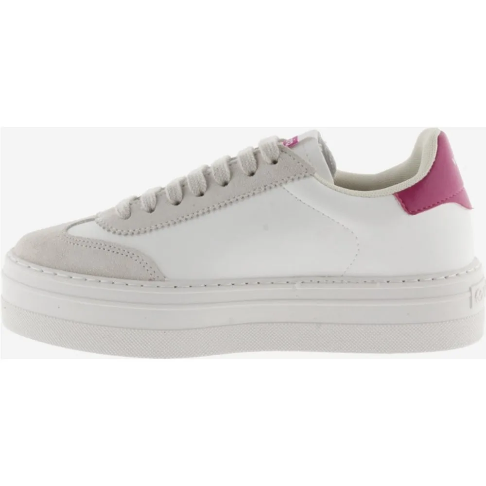 Zapatillas plataforma de mujer con piezas de color y serraje - Victoria - FashionsVida