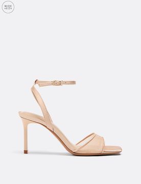 Weites Bein. Sandalen mit Satinoptik und Absatz BEIGE 39