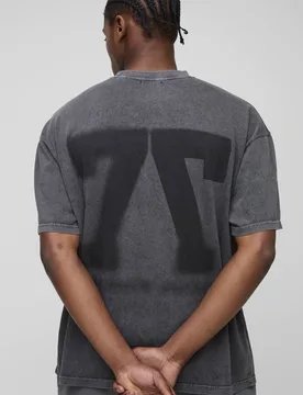 Men's Oversized Blurred 77 Varsity Graphic Washed T-Shirt Charcoal Size Medium Charcoal M - boohooMAN - FashionsVida