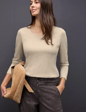 Shirt mit Herzausschnitt female Beige - Street One - FashionsVida