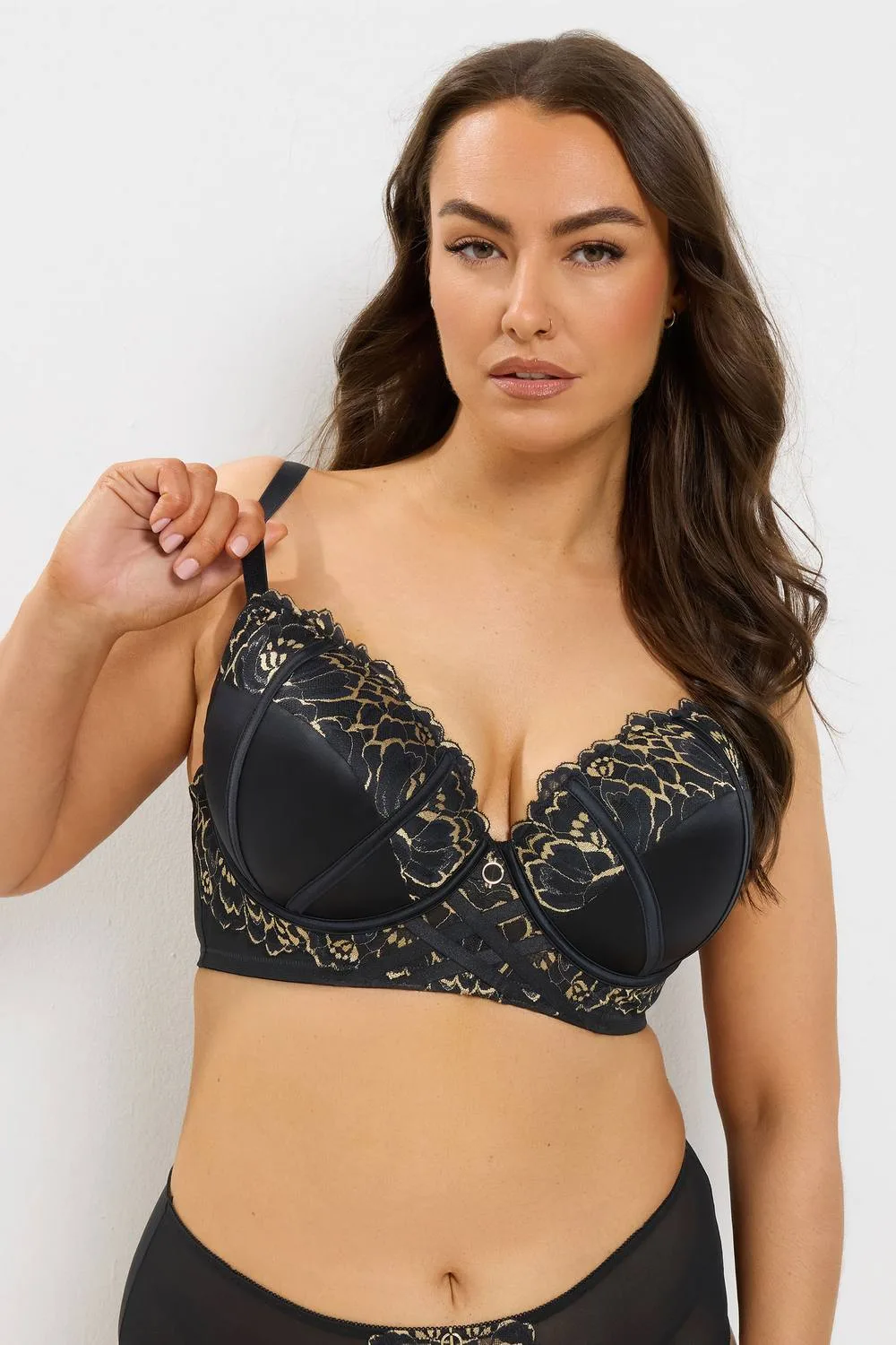 Women's Piping Lace Underwired Bra in Black Size: 42E - Black - Size: 42E - Yours - FashionsVida