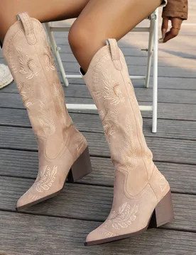 Botas de media pantorrilla con punta puntiaguda y tacón grueso, bordado floral, estilo western slip-on, botas de vaquero de moda para exteriores, oto - Shein - FashionsVida