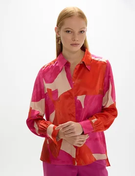 Camisa de mujer flor grande de manga larga - Lola Casademunt - FashionsVida