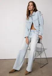 Kurze Jeansjacke mit Nieten MITTELBLAUER DENIM-WASHED-LOOK S