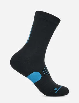 Graphic Crew Run Sock in Black, Size Large - HOKA - FashionsVida