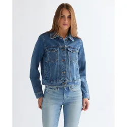 Cazadora vaquera de mujer de corte regular