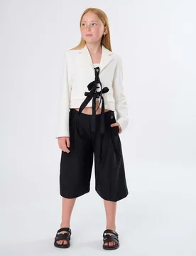 Bermuda nero in misto viscosa con pinces - Manila Grace - FashionsVida