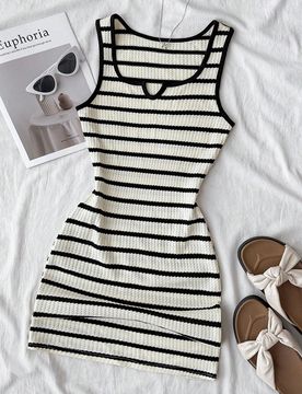 Vestido de tirantes de punto a rayas de estilo casual y vacacional para adolescentes