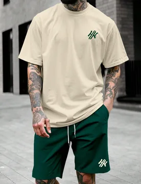 Set de 2 piezas con camiseta de manga corta con cuello redondo con estampado de letras y shorts con cordón en la cintura para hombres, conjuntos de v - Shein - FashionsVida