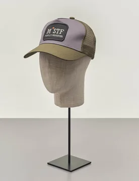 Berretto trucker grigio con frontino verde militare e maxi patch porta logo - My Stuff - FashionsVida