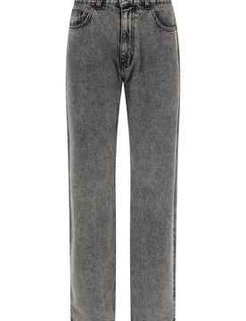 The Perfect Straight Jeans for Women