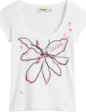 Camiseta de mujer ajustada flor - Desigual - FashionsVida