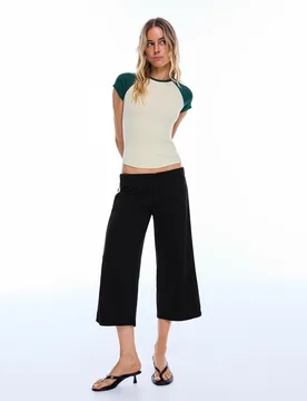 Pantalon Capri En Molleton À Bandes Latérales Xxs Noir - Bershka - FashionsVida