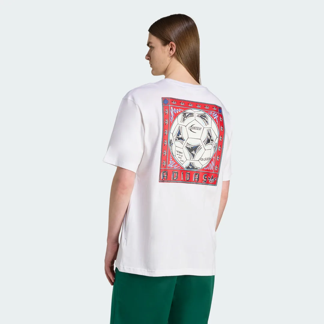 Adidas T-shirt Graphic XS White - Adidas - FashionsVida
