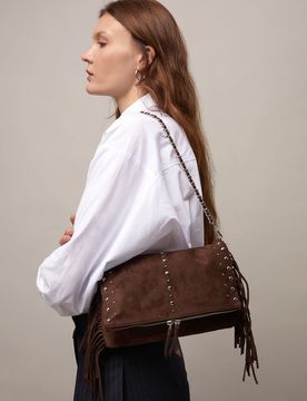 Flequichu bolso de hombro efecto ante con detalles metálicos y flecos