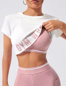 Conjunto deportivo versátil y casual para mujer compuesto por top de manga corta con cuello redondo y estampado de letras junto con pantalones - Conj - Shein - FashionsVida