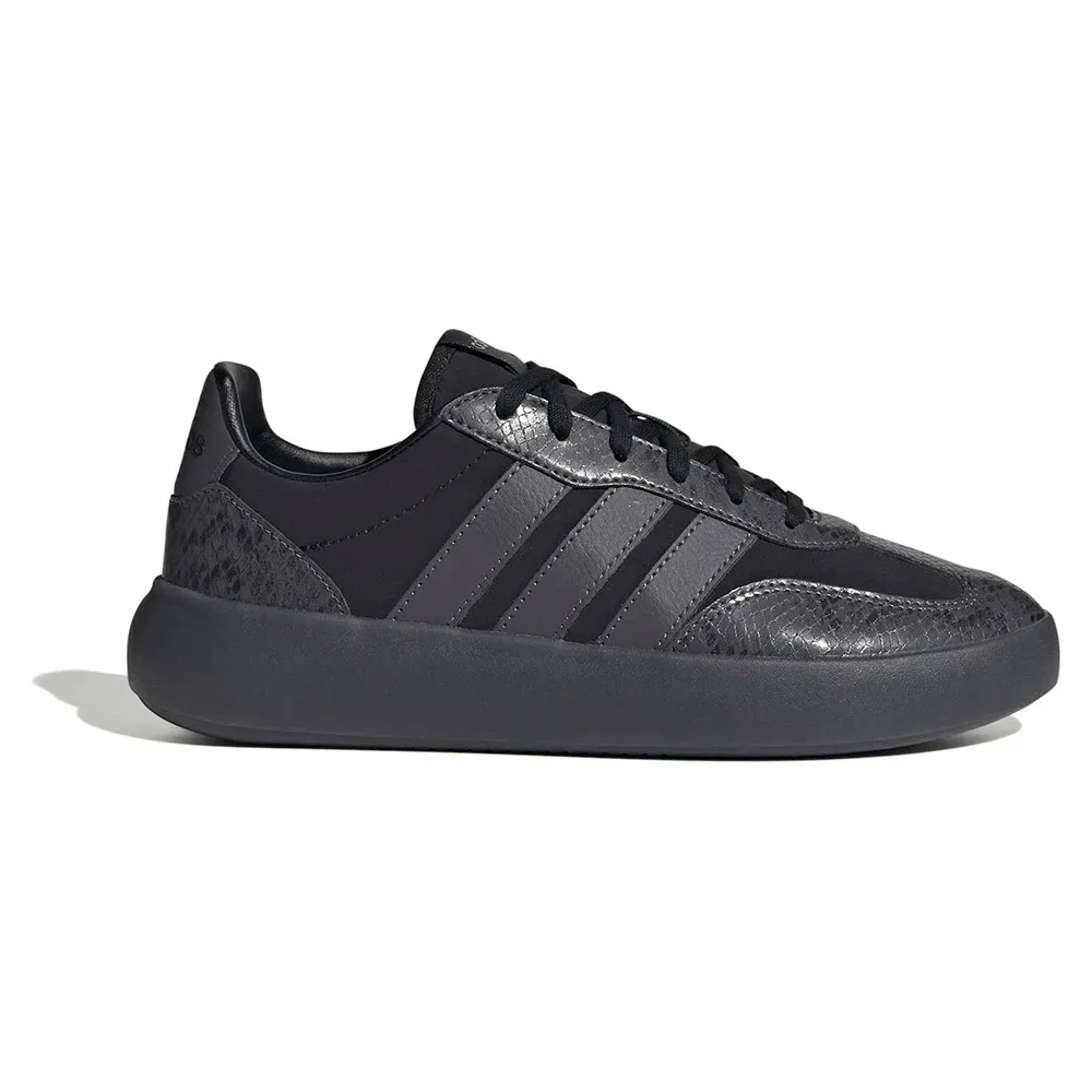 Sneaker Barreda Decode Core Black / Grey Six / Core Black EU 42 2/3 - Adidas - FashionsVida