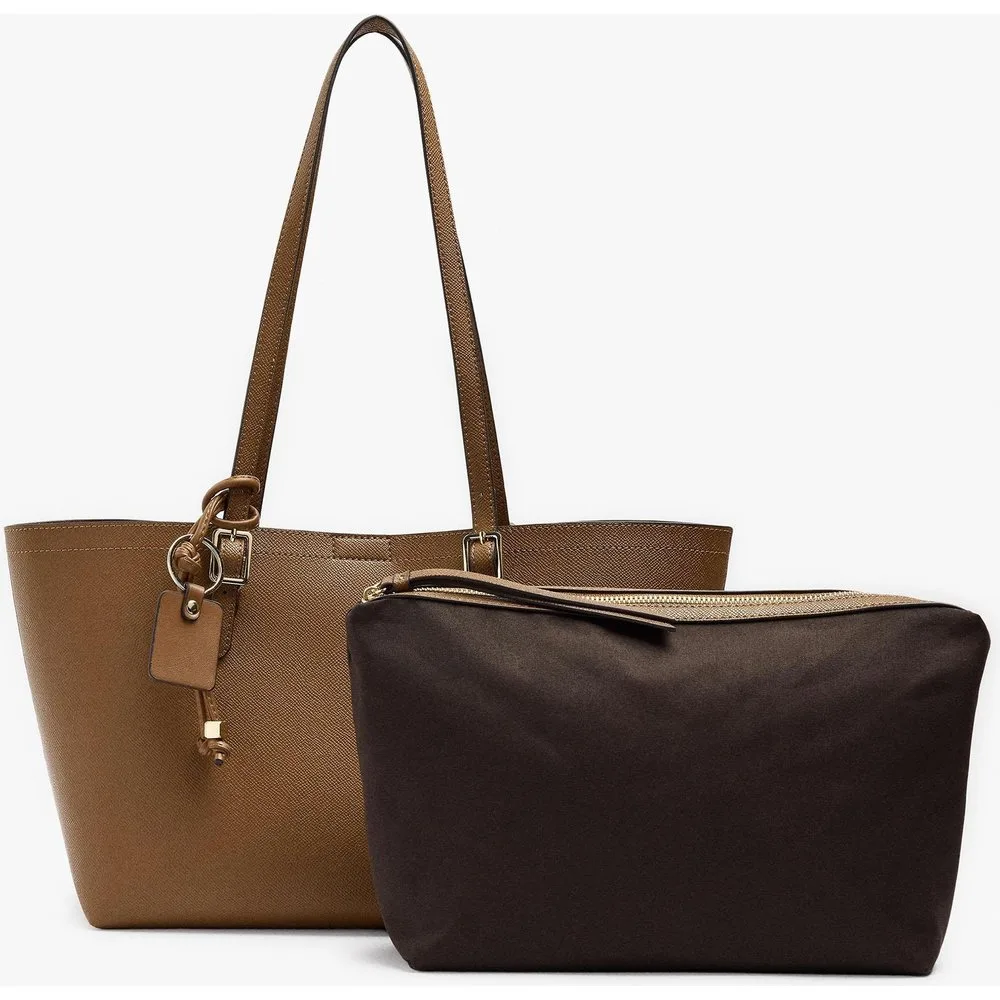 Shopper grande con cierre de cremallera en liso - Parfois - FashionsVida