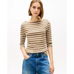 Camiseta de mujer Slim Cody de cuello barco y manga francesa