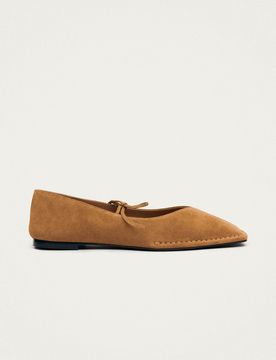 Elegant Square Toe Flats with V-Shaped Vamps and Bow Detail