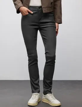 Slim Fit Coated Hose female Schwarz