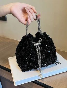 Bolso cubo grande de PVC con cordón de cadena y lentejuelas brillantes, decoración de perlas metálicas, bolso de hombro y bandolera de lentejuelas - Shein - FashionsVida