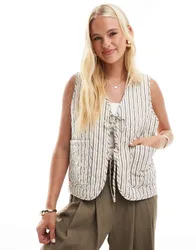 Womens Tie Front Quilted Gilet In Beige Stripe - Size X-Large